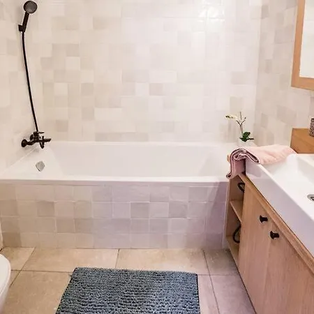 Elegant Oasis In Downtown Appartement Boedapest