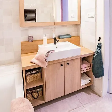 Elegant Oasis In Downtown Appartement *