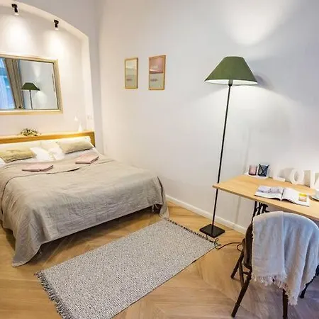 Elegant Oasis In Downtown Lägenhet